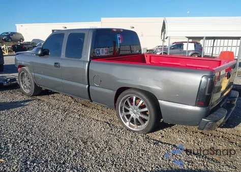 2004 Chevrolet Silverado 1500 Work Truck z USA, uszkodzony, nr VIN 1GCEC19X54Z304784